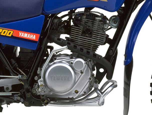 Yamaha AG200F engine