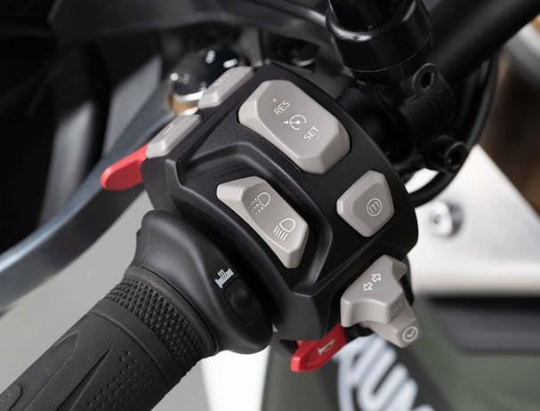 Tiger 900 Rally Pro switches