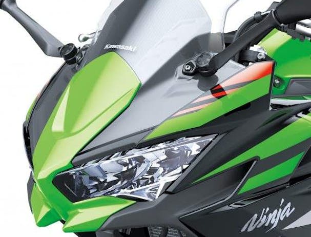 Kawasaki Ninja 650L SE headlight