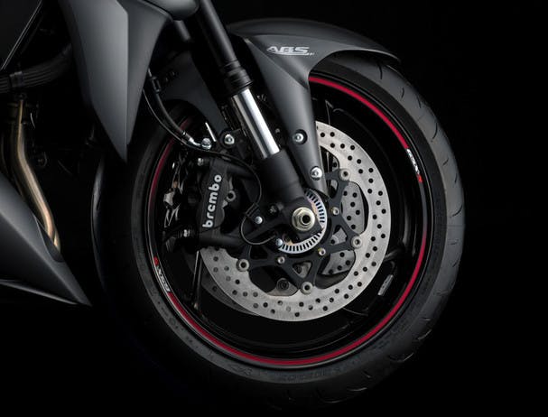 SUZUKI GSX-S1000 front brake