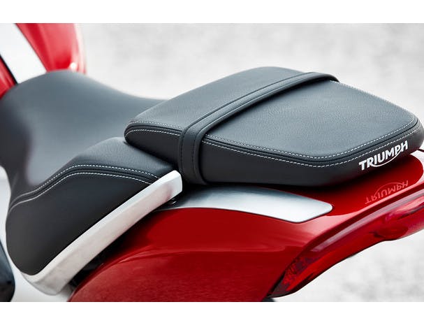 Triumph Rocket 3 R rider seat