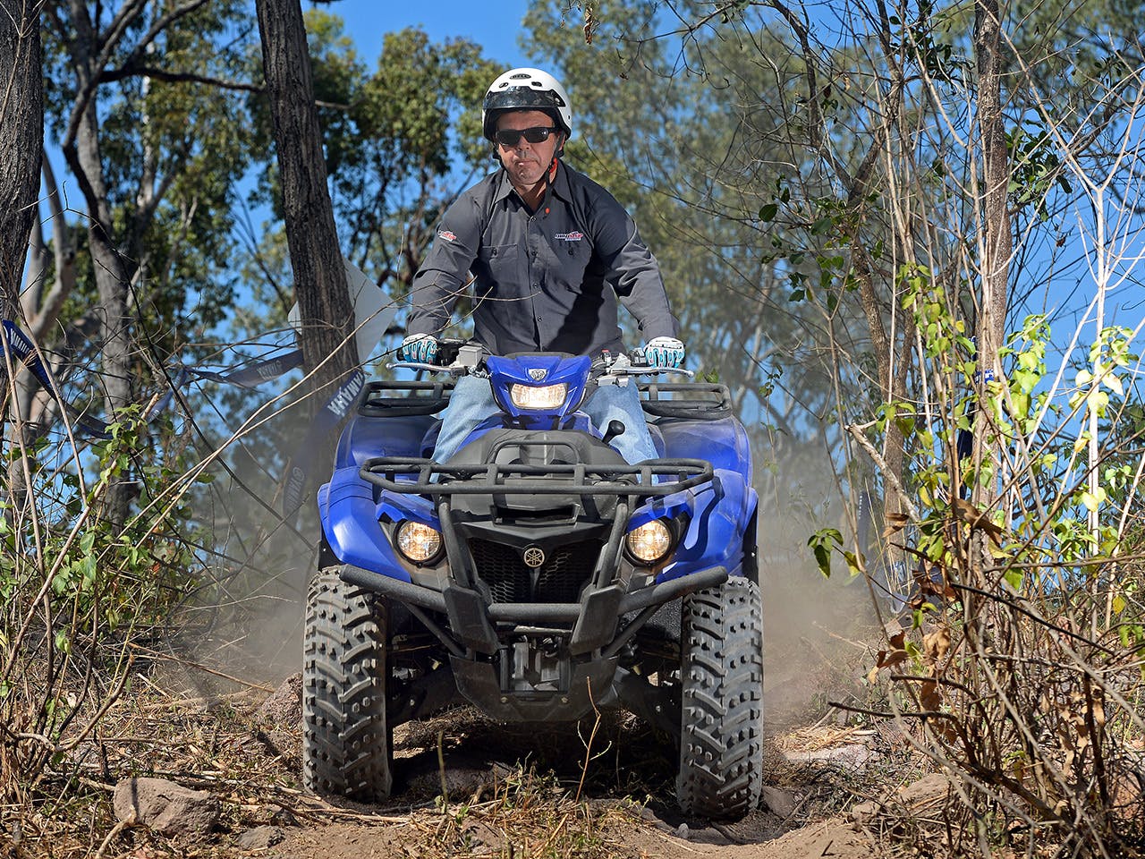 Yamaha Kodiak 700 EPS on off road track
