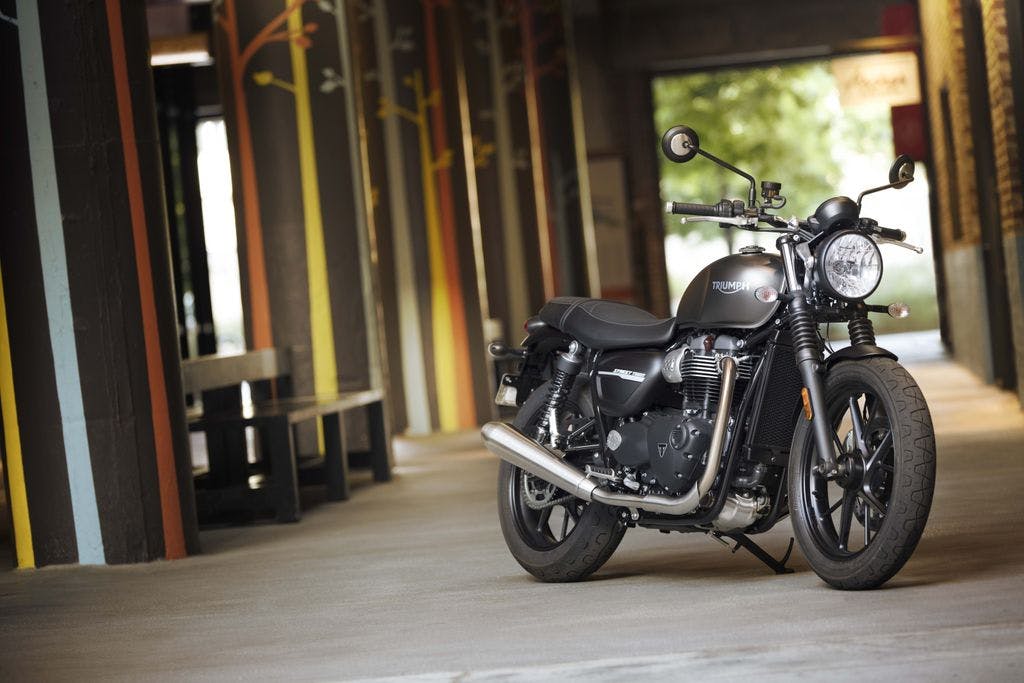 TRIUMPH STREET TWIN in matt ironstone colour, parked