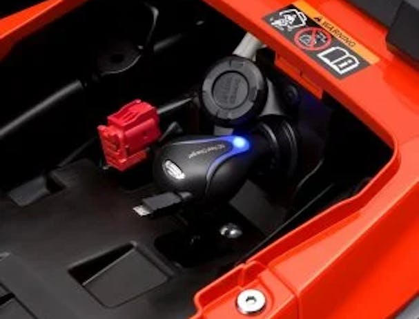 Suzuki V-Strom 1050 outlet