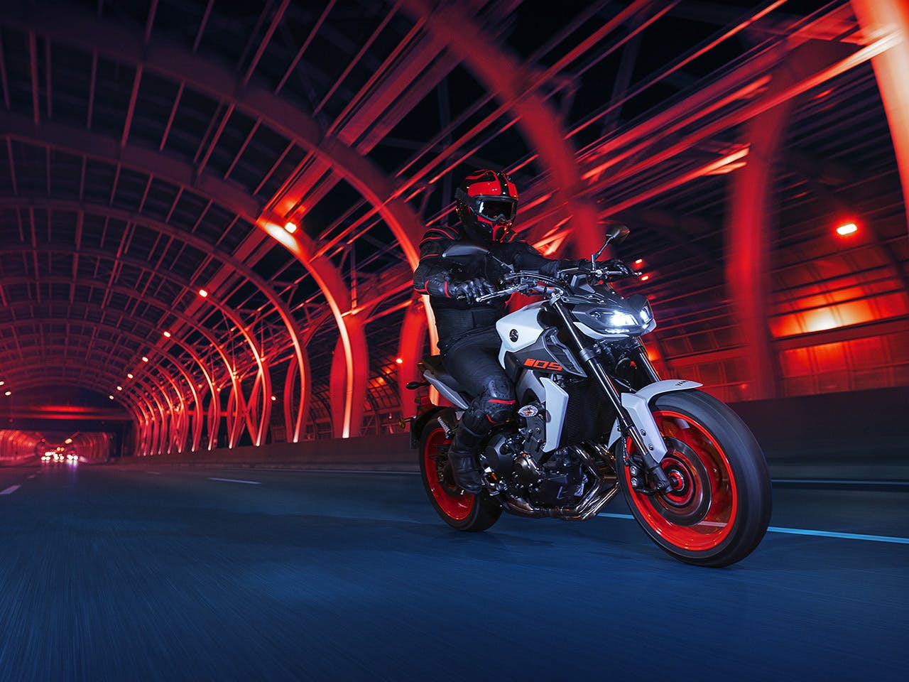 YAMAHA MT-09 on the road