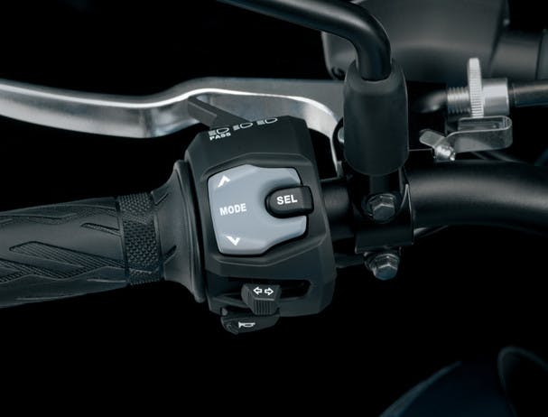 SUZUKI GSX-S1000 mode button