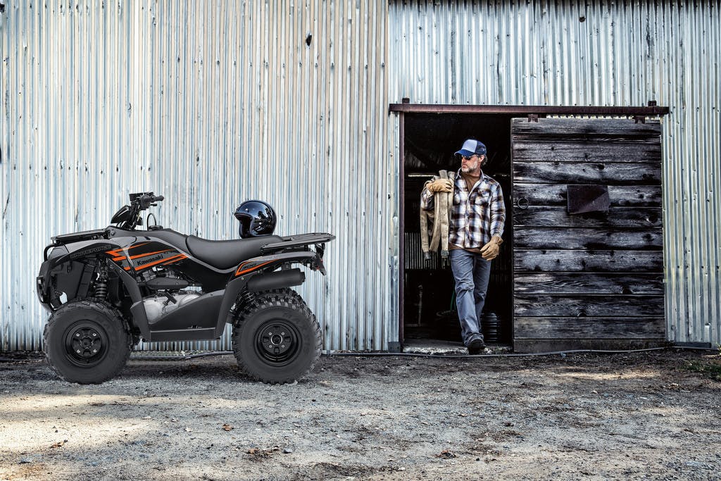 2018 KAWASAKI BRUTE FORCE 300 in Super Black Colour