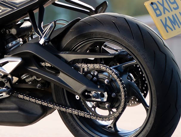 Triumph Street Triple S suspension