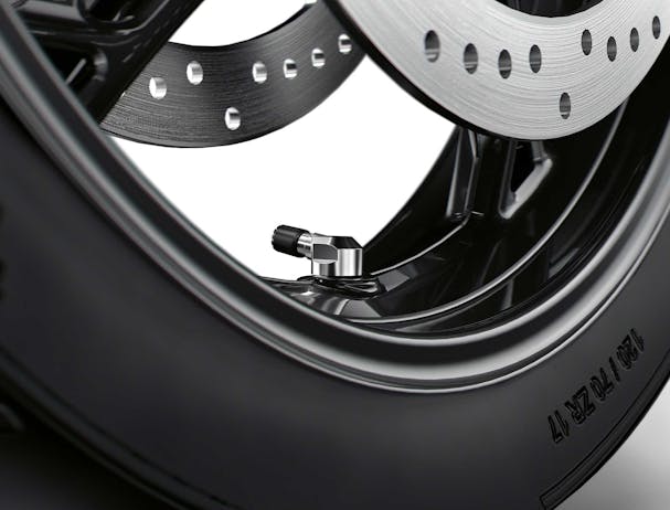 BMW S 1000 XR tyre