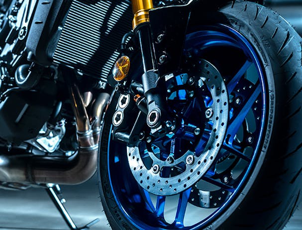 Yamaha MT-09SP front wheel