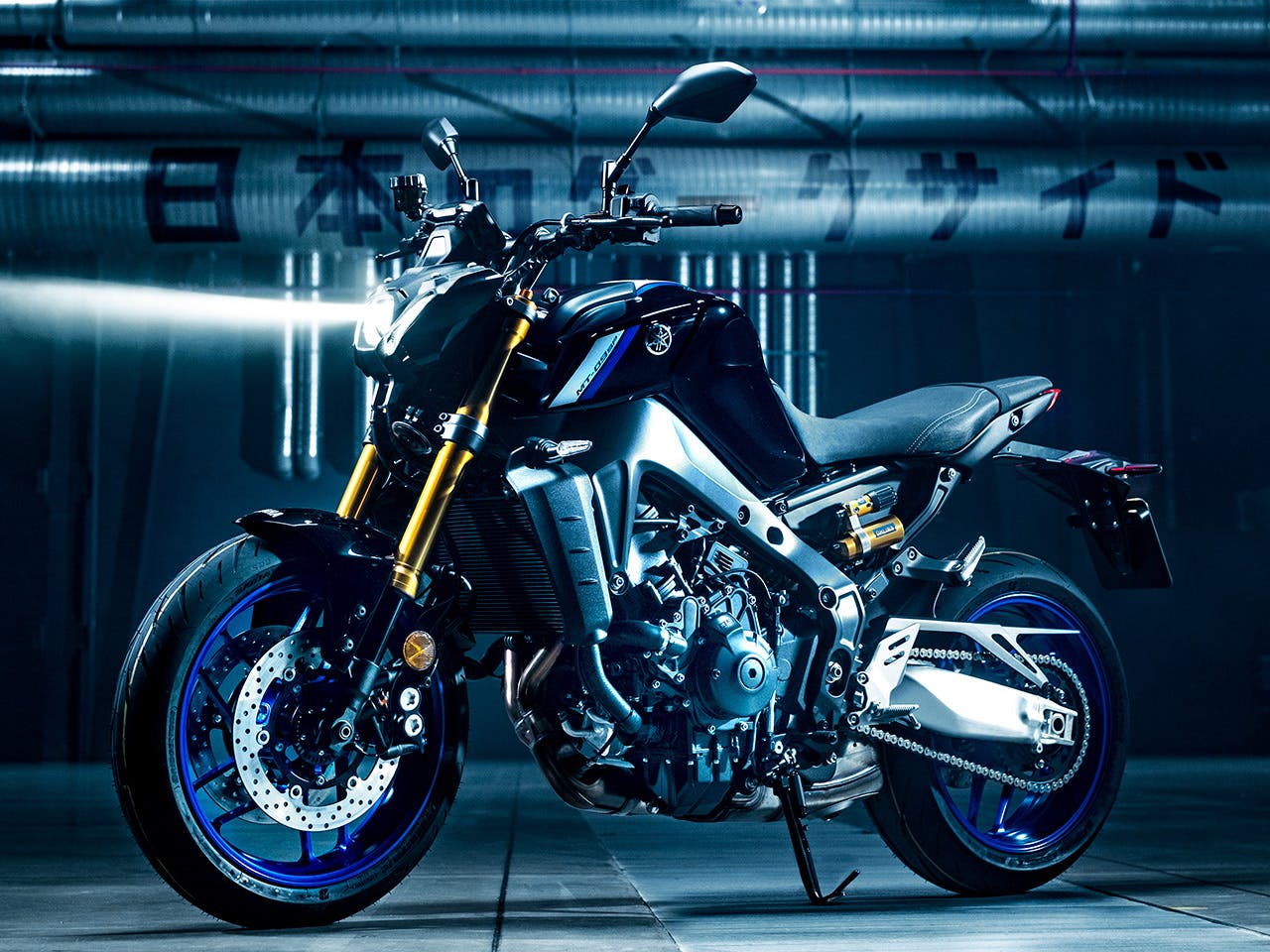 Yamaha MT-09SP, parked