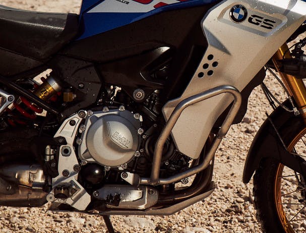 BMW F 850 GS ADVENTURE engine