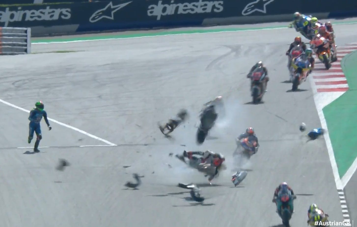 Motot 2 GP crash