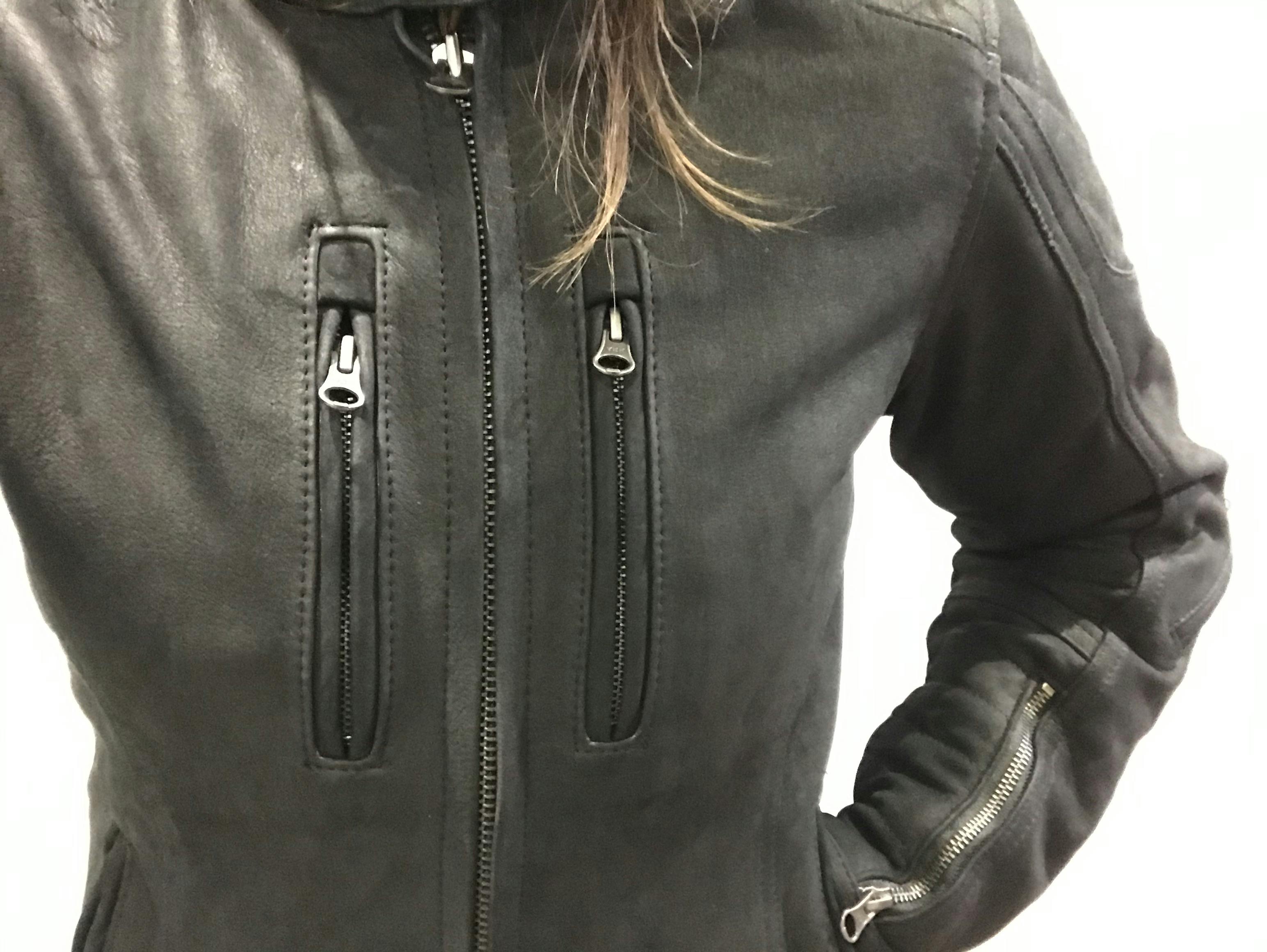 The front chest pockets non the Merlin Mia jacket