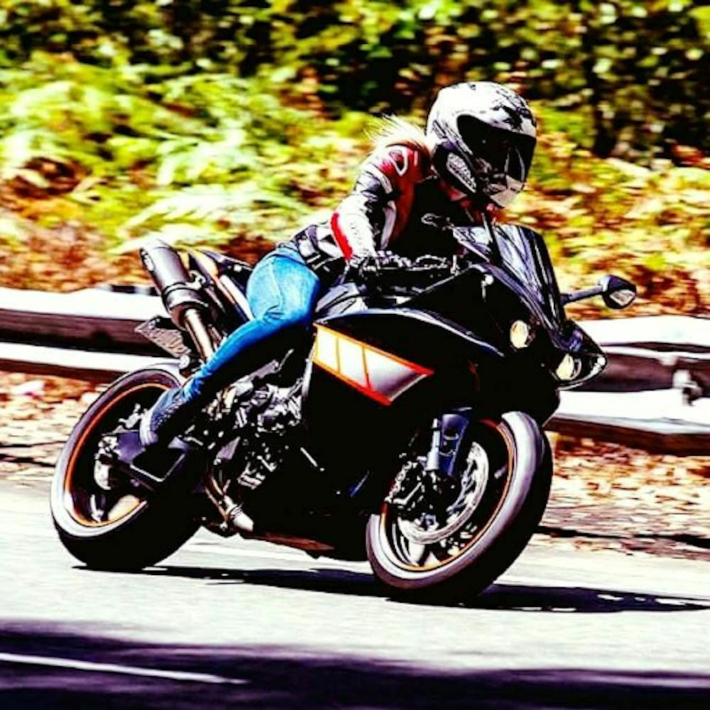 tamara out on her R1
