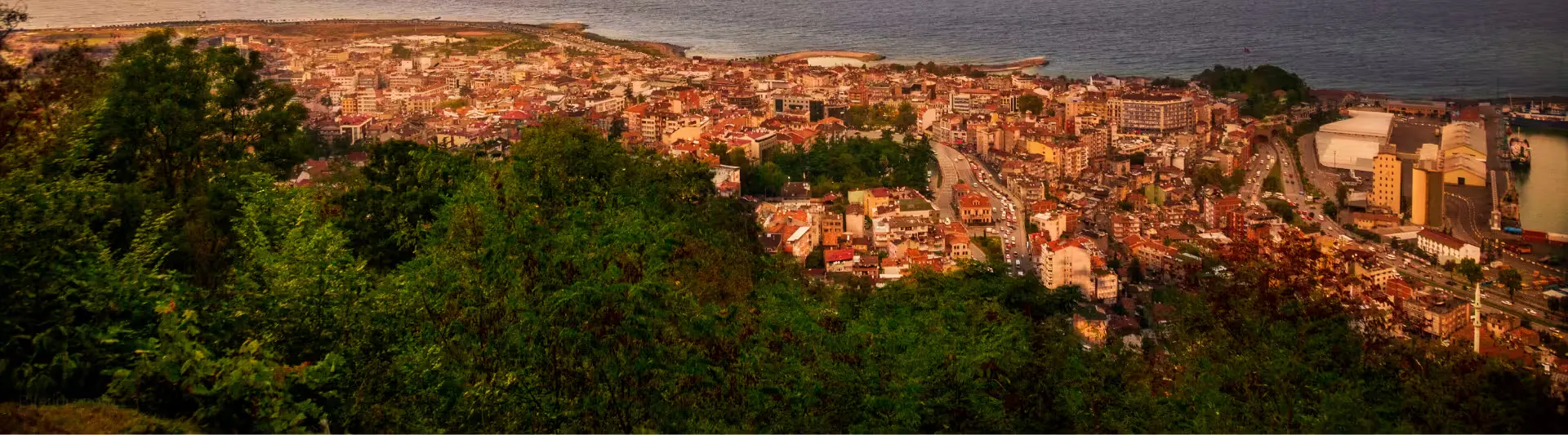 Trabzon Boztepe'den panoramik şehir ve deniz manzarası - Trabzon uçak bileti