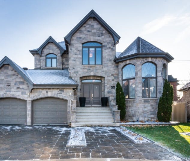 Maison à Longueuil