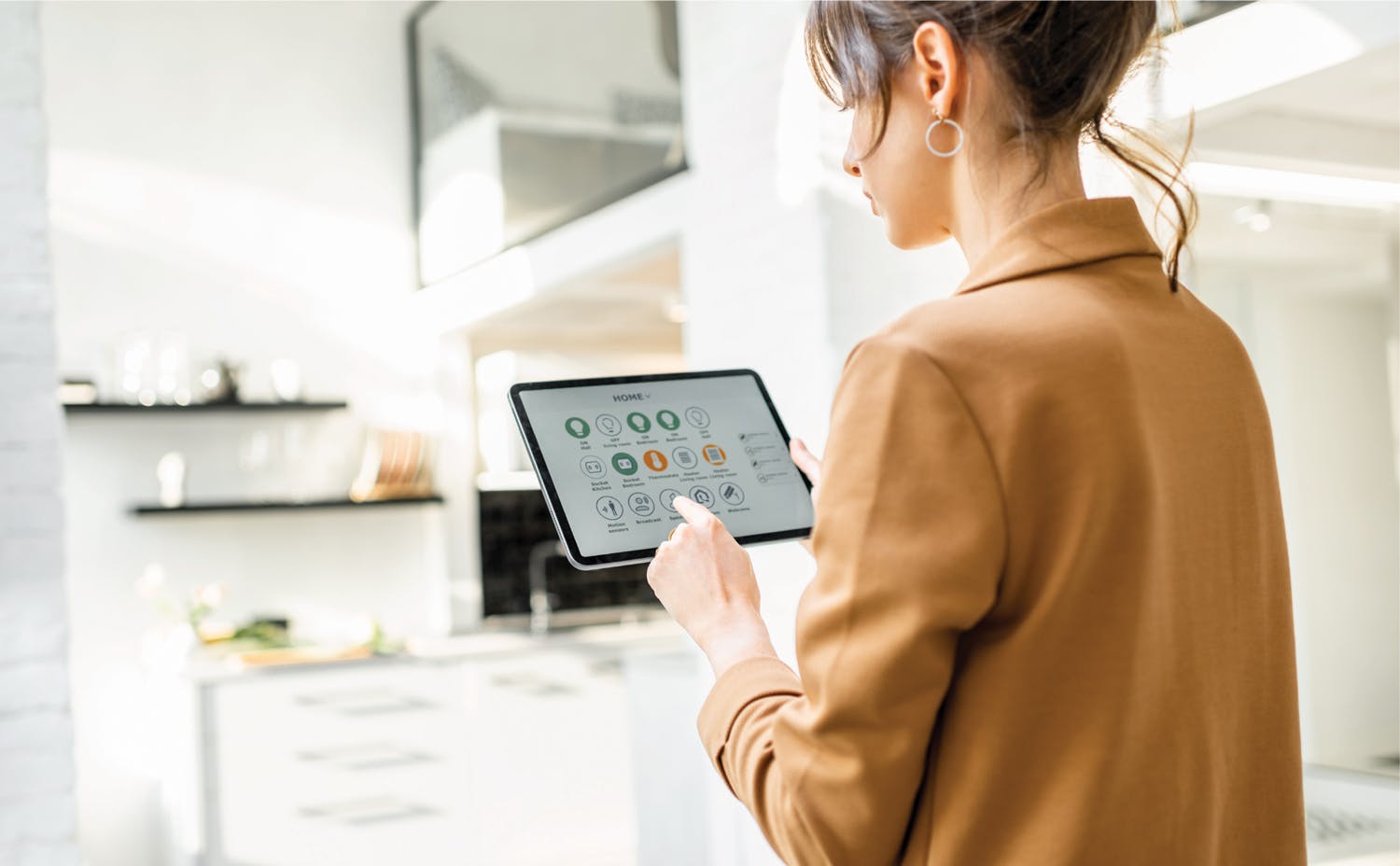 Rendre sa maison intelligente en rénovant Centre de commande d'une maison intelligente
