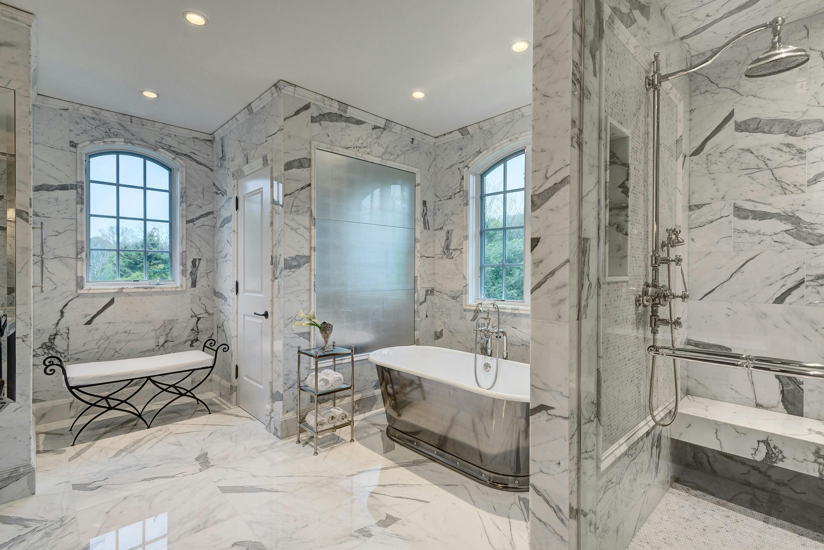 modern bathroom with floor-to-ceiling marble