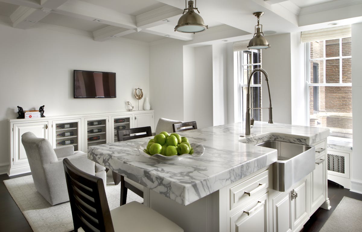 Kitchen islands and quartz countertops Kitchen islands with quartz countertops