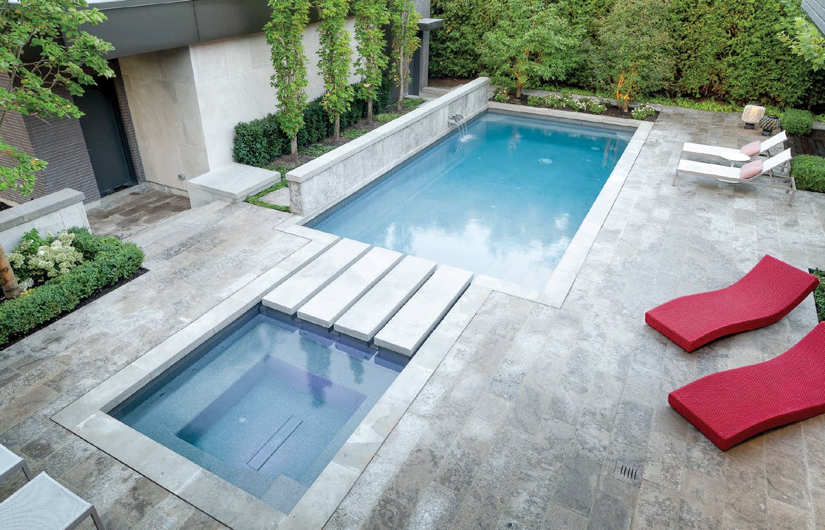 Backyard swimming pool finishes Backyard swimming pool finishes