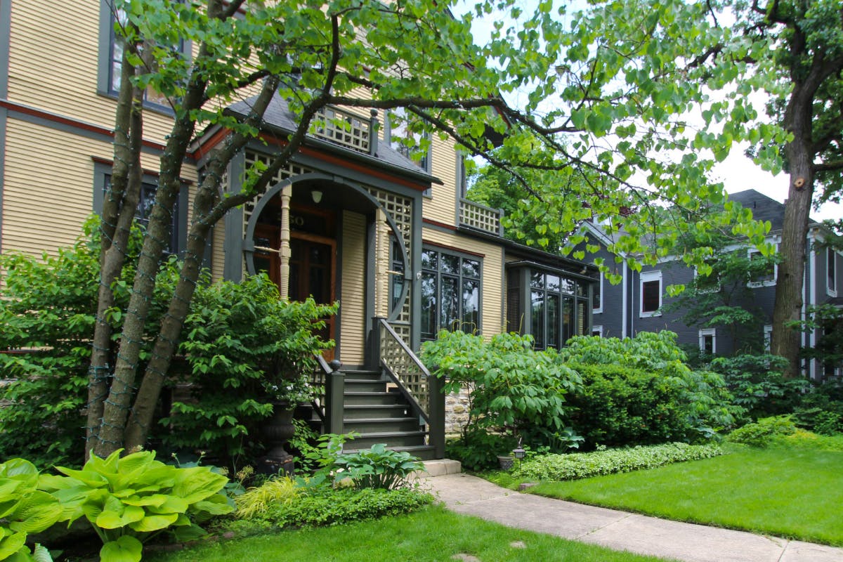 House in Oak Park village
