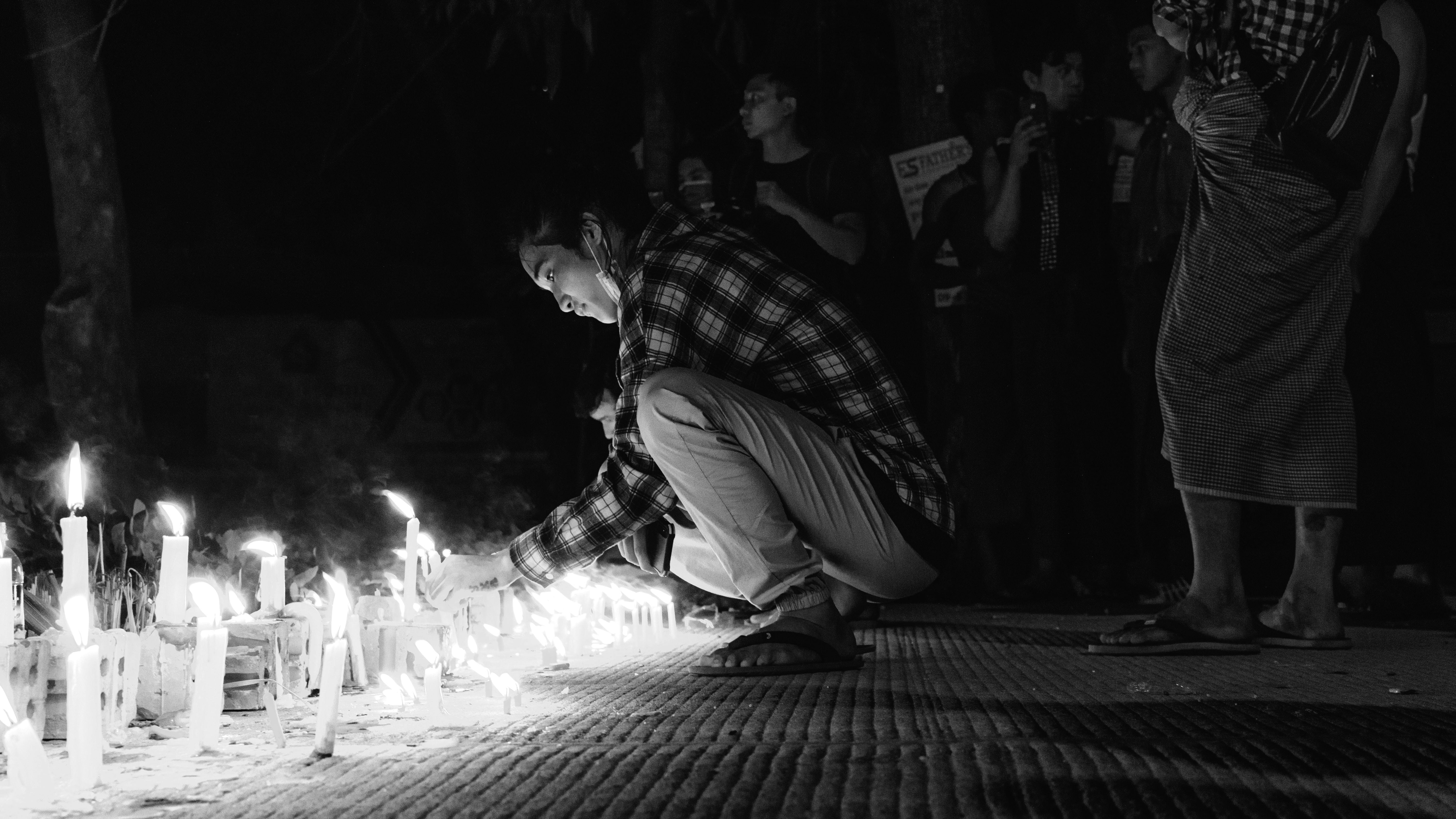 candlelight vigil - Photo by Zinko Hein on Unsplash