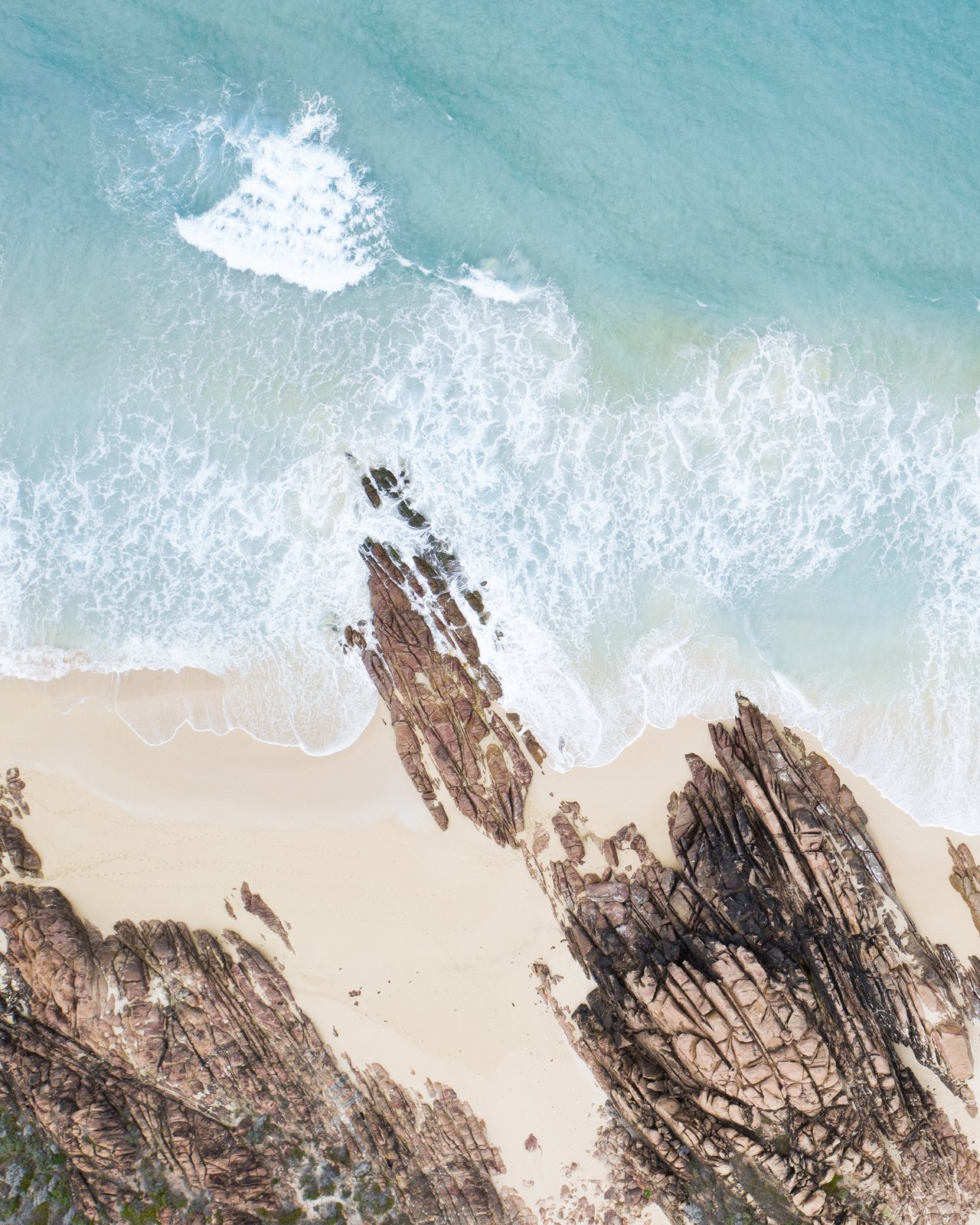 Damaged skin barrier treatment.