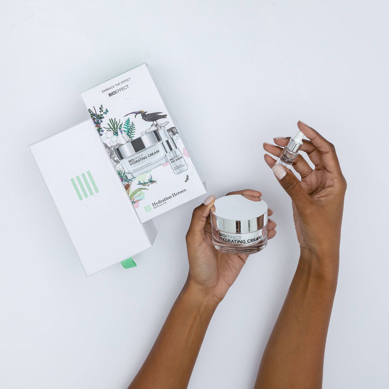 Hydrating and nourishing skincare, holiday gift set.