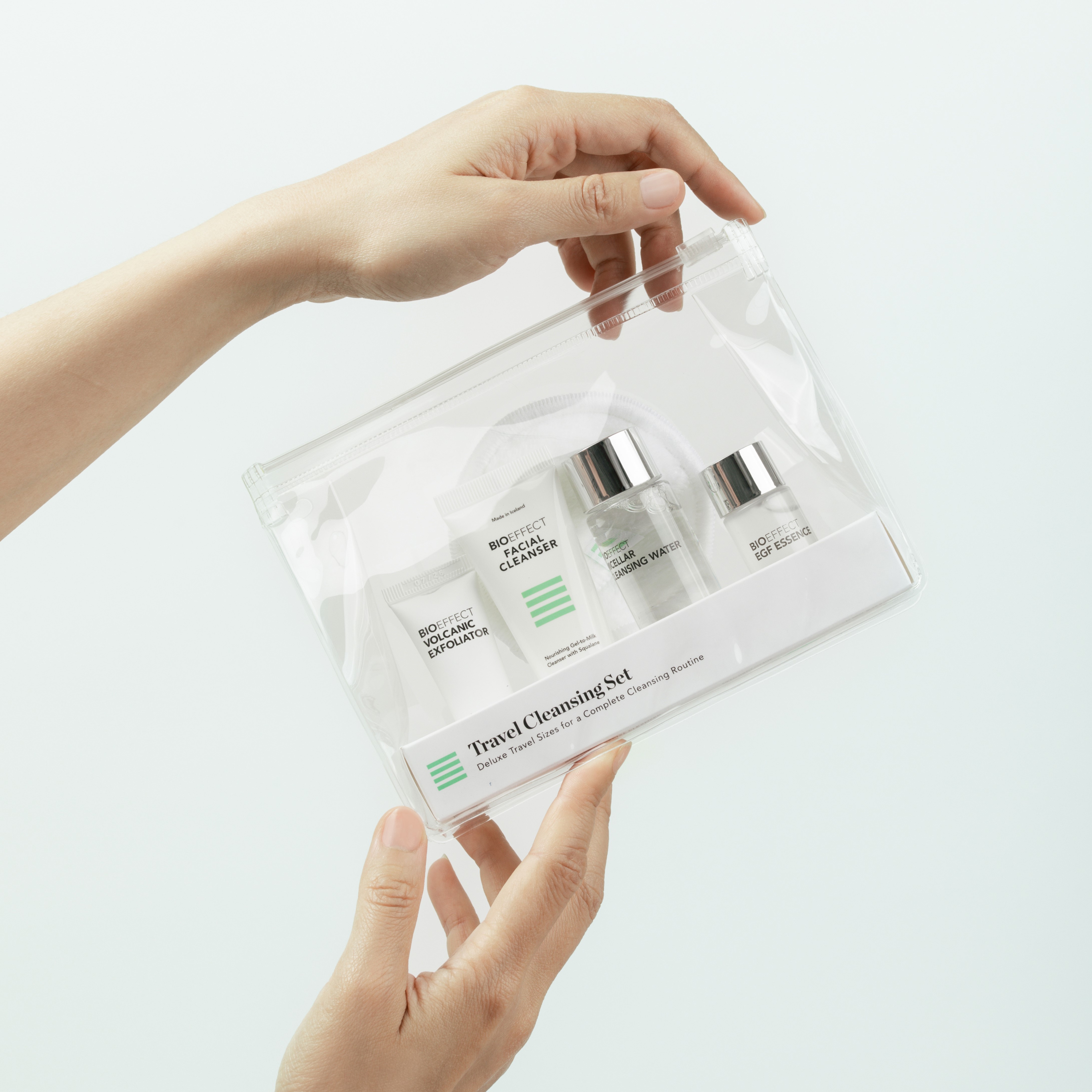 Zl8eI5m069VX1crz_LI_TravelClea