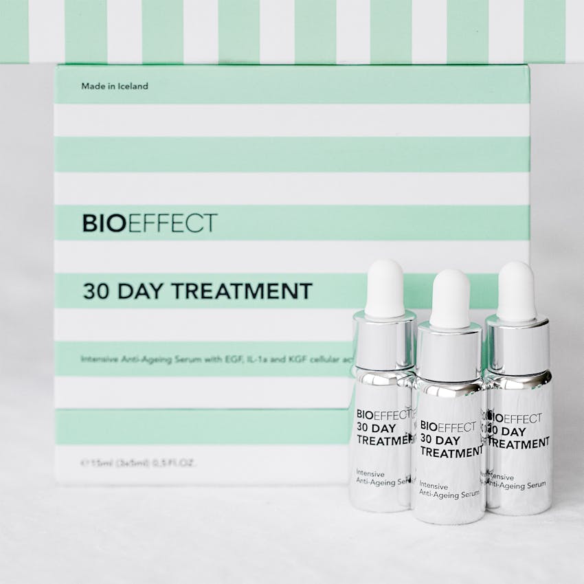 new Radance természetes anti aging szemgél