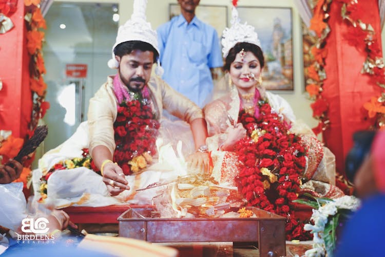 wedding ceremony traditions