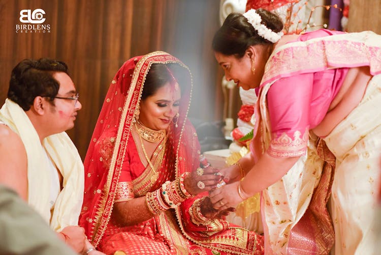candid wedding photography tips