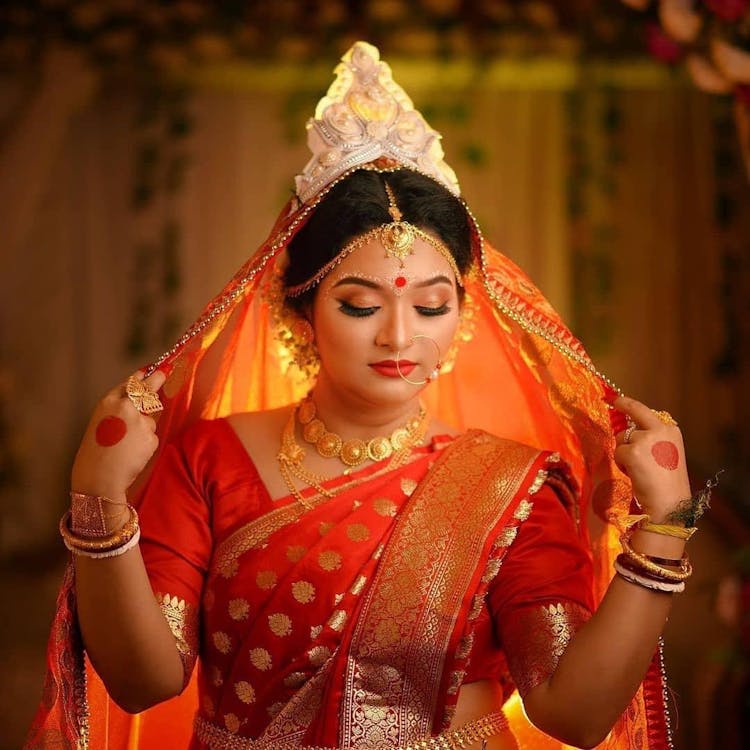 12 Beautiful Banarasi Sarees For Bengali Bride - Birdlens Creation