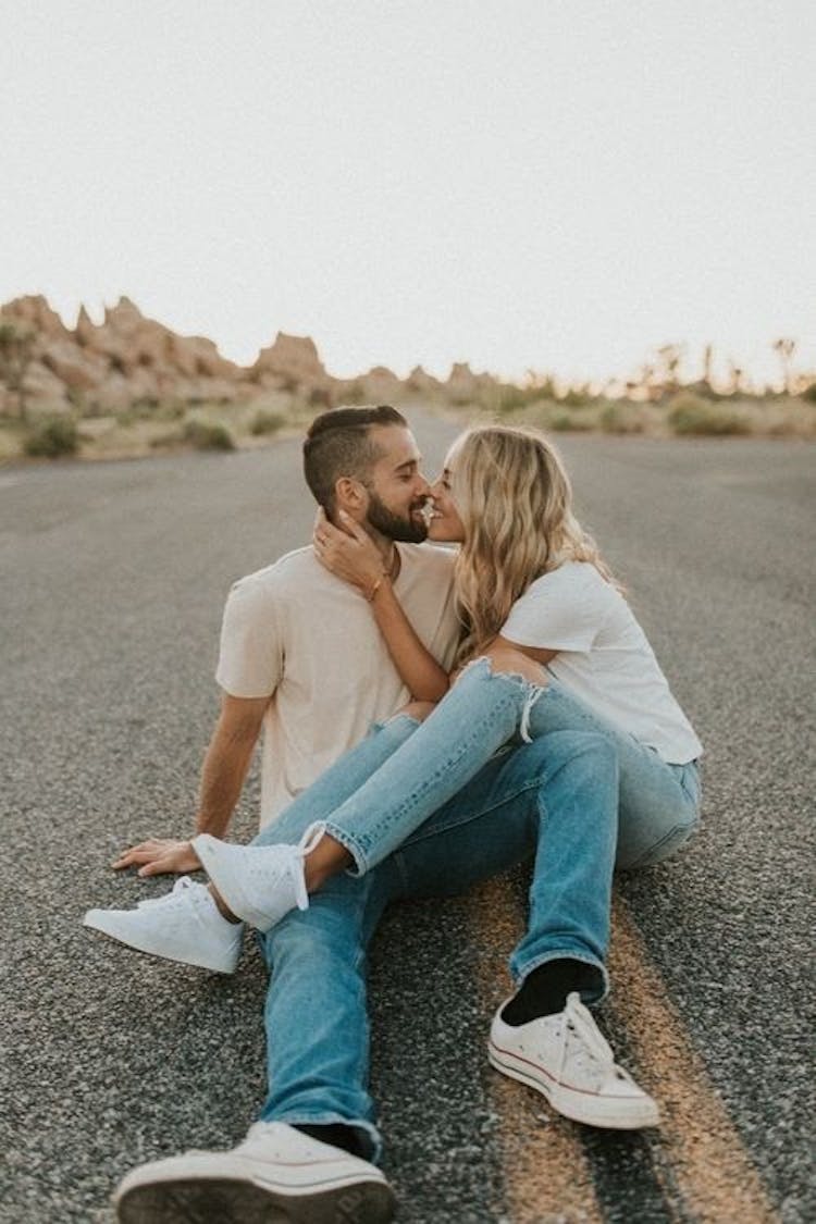 pre wedding couple photoshoot