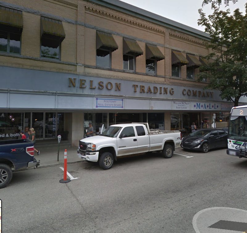 nelson-trading-company-nelson-bc exterior bitcoin-central atm 