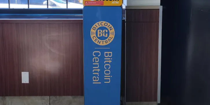 Kelowna Vapes Smoke and Vape Shop Bitcoin ATM