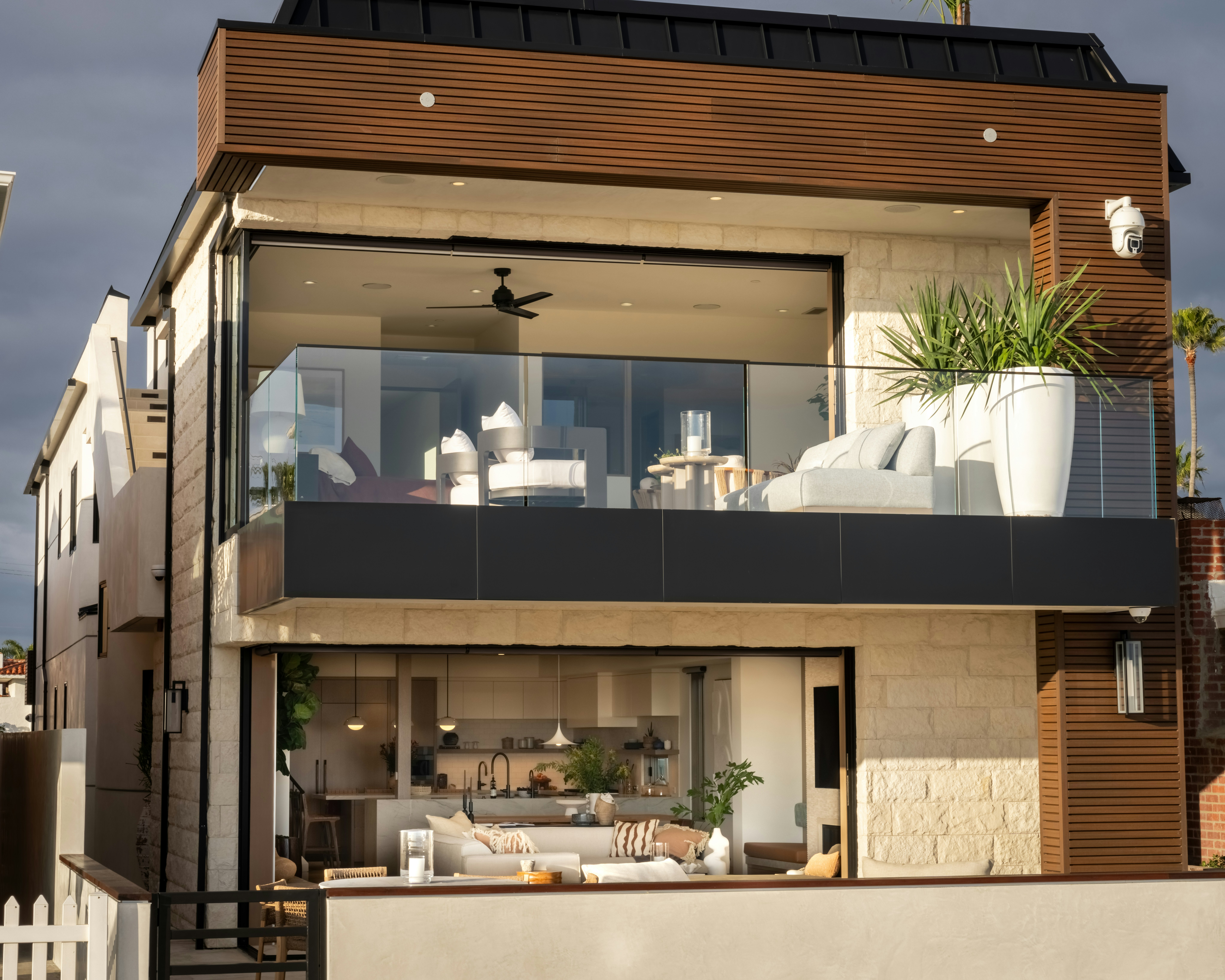 Contemporary Oceanfront