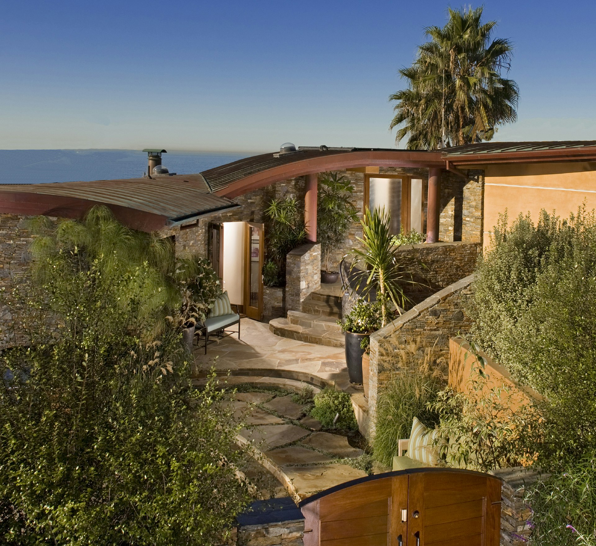 Soft Contemporary Lines Infuse this Gracious Home with Comfortable Living