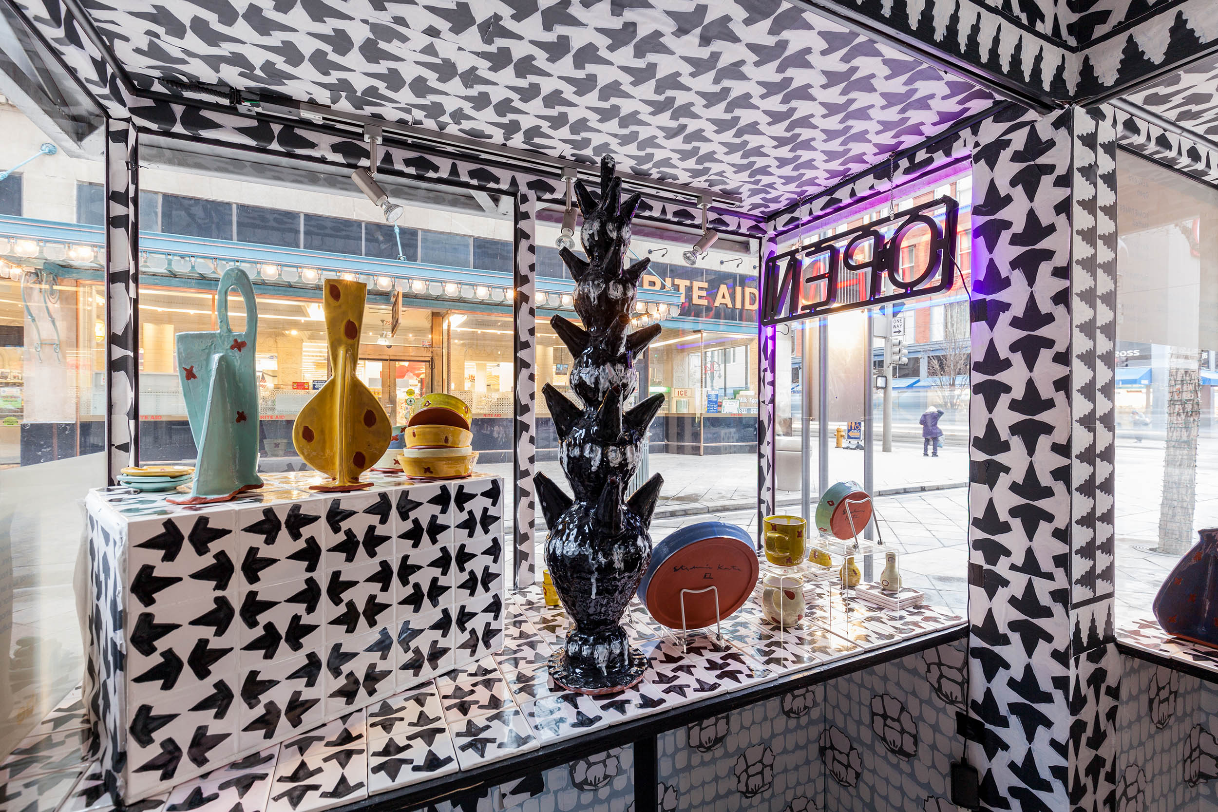 Stephanie Kantor, The Sometimes Pop Up Kiosk, 2017. 16th Street Mall, Denver, CO. Courtesy of the artist and Black Cube. 