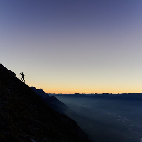 Remco is hiking during sunrise