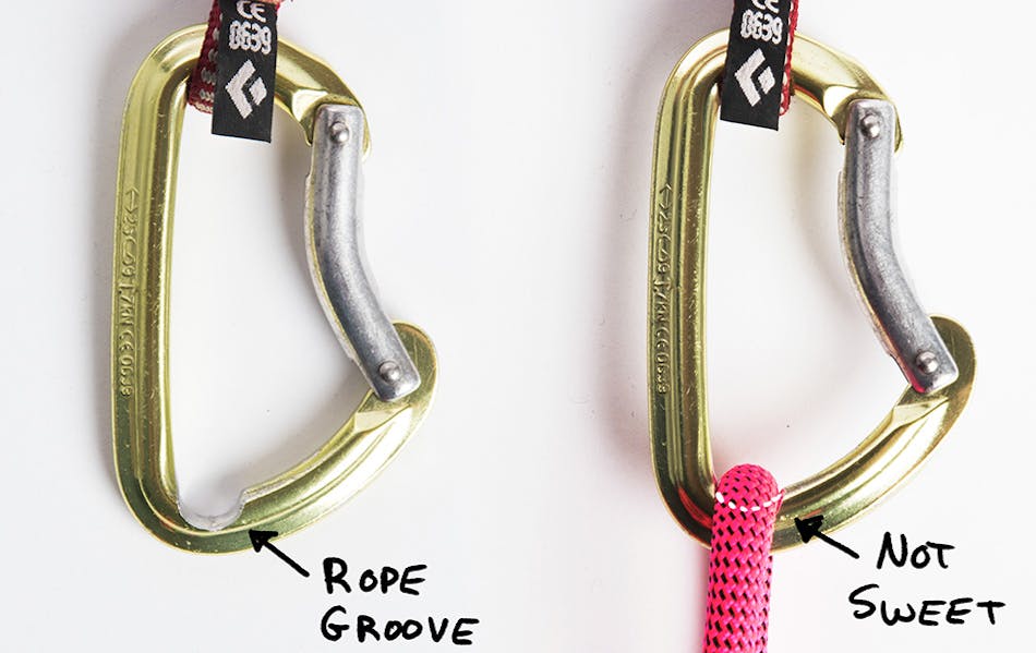 two carabiners demonstrating a rope groove occurrence