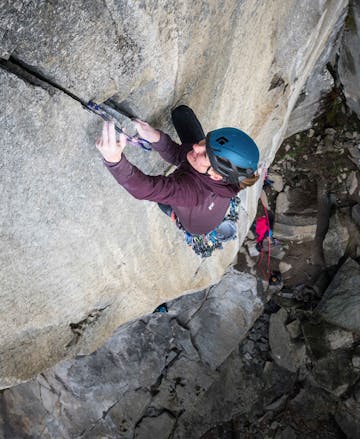 Black Diamond Athlete Babsi Zangerl climbing in the Vision Helmet.