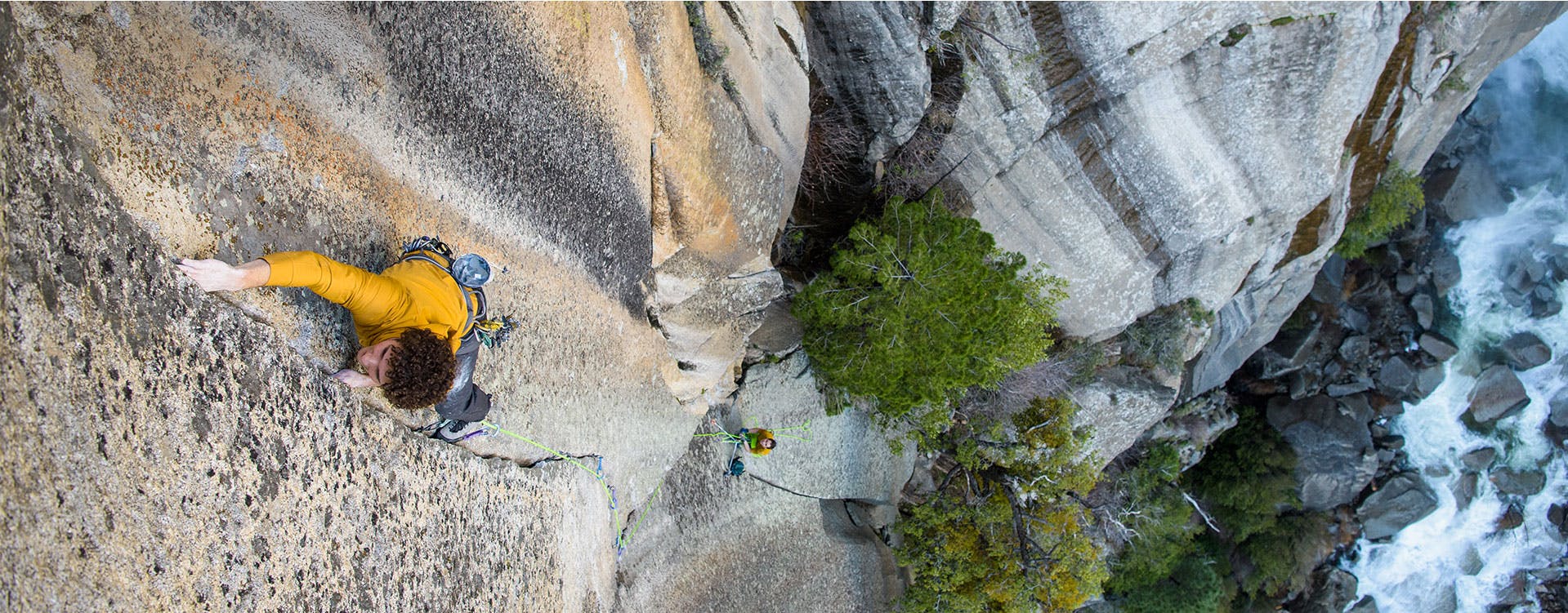 man climbing a crack