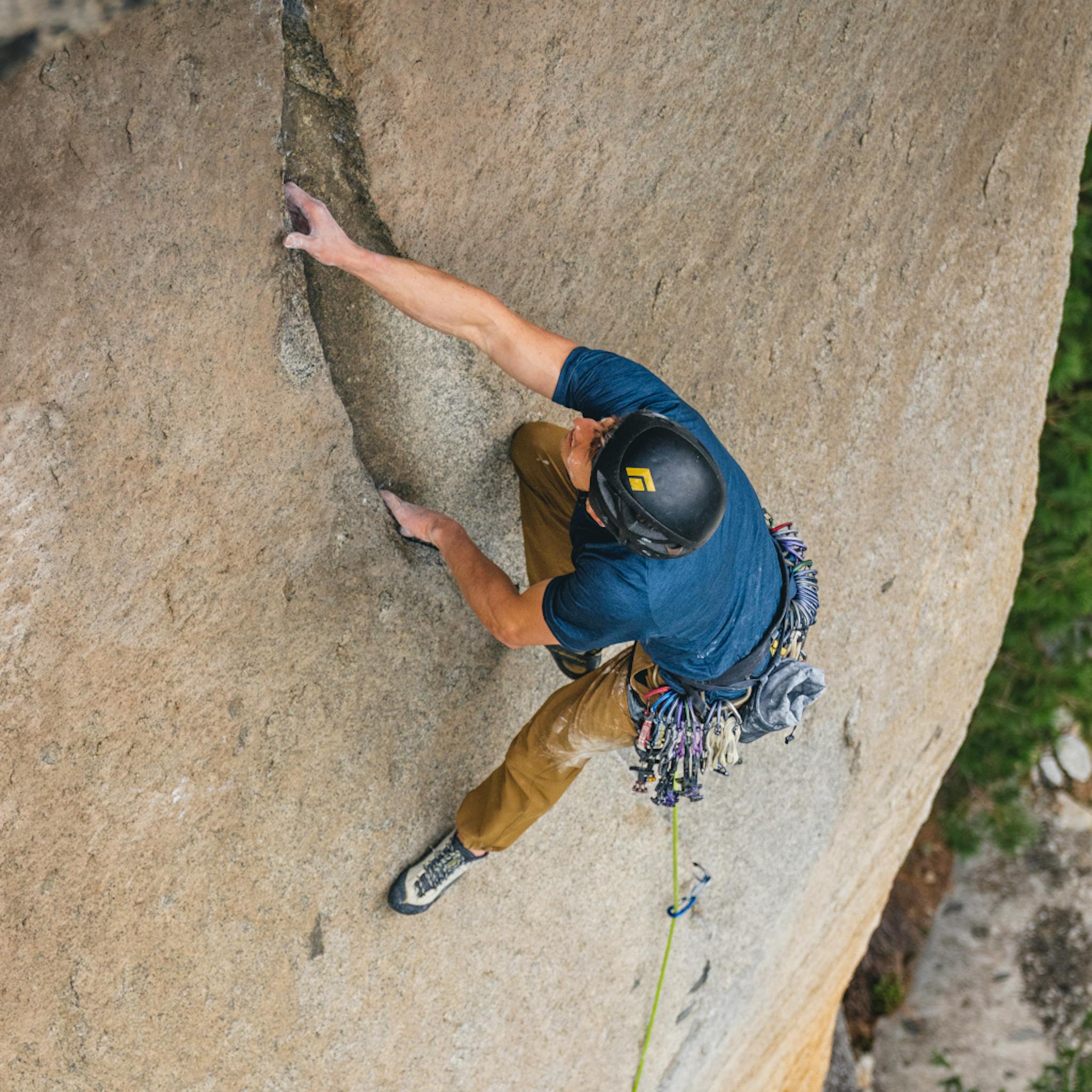 Black Diamond ambassador Nik Berry climbing in the Lightwire Tech Tee.