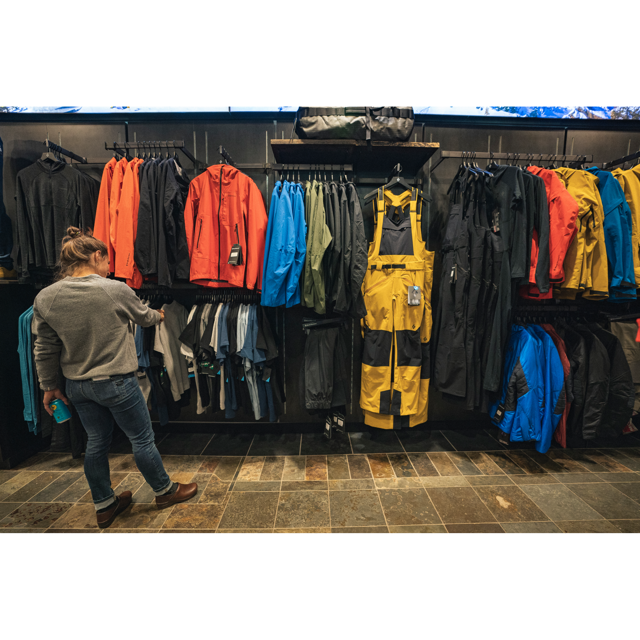 BD Retail Stores Black Diamond Equipment