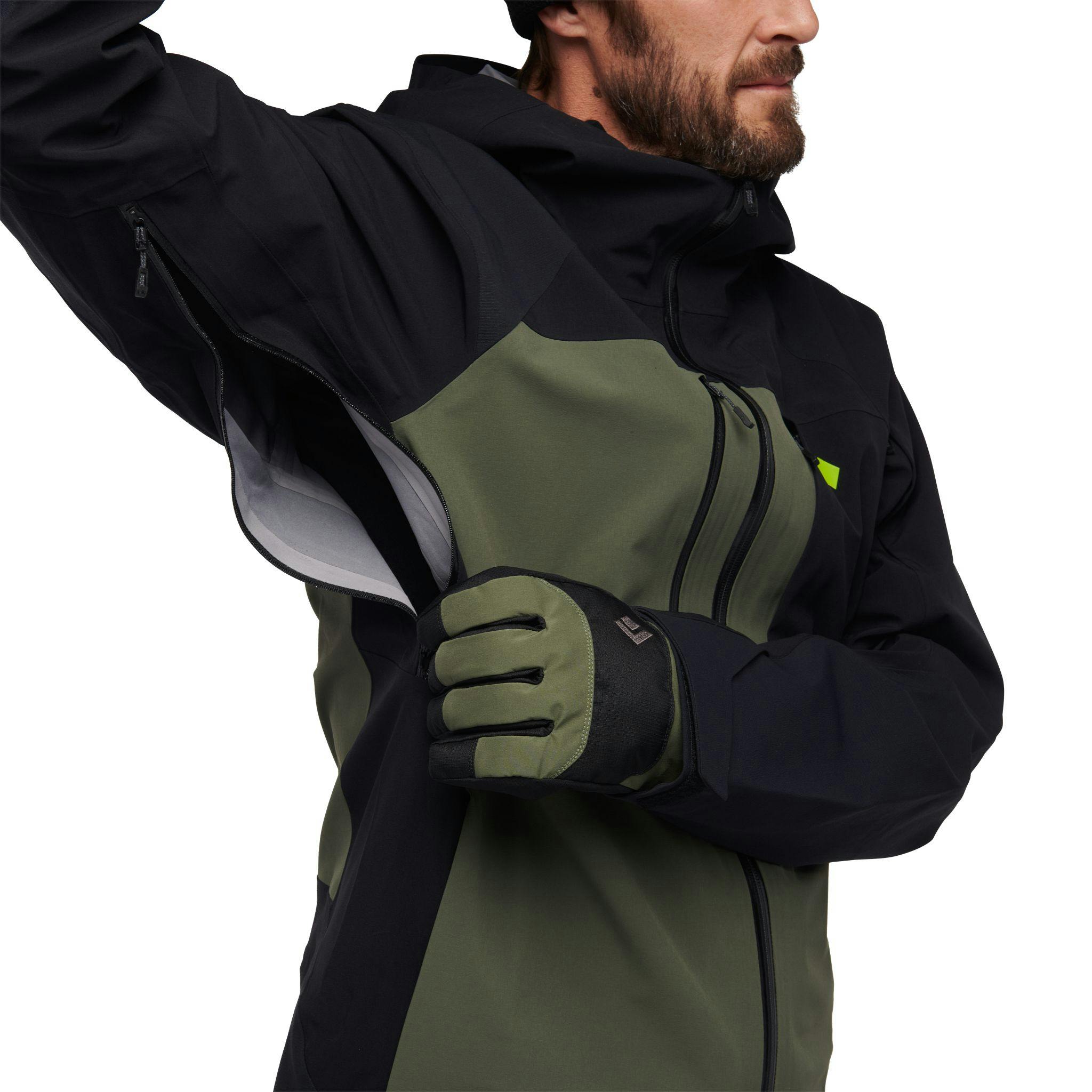 Recon Pro detail shot of underarm pit zips