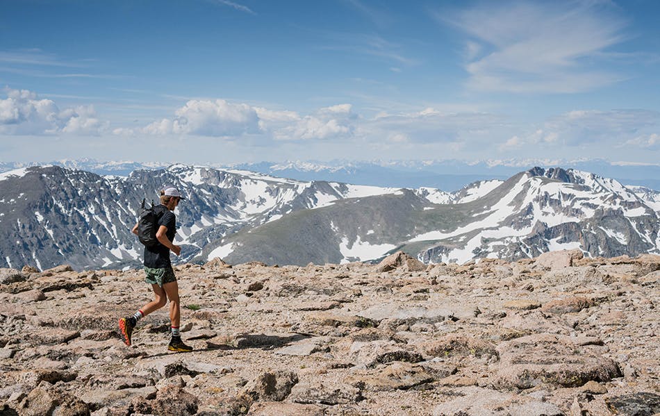 Kyle Richardson running on Long Peak
