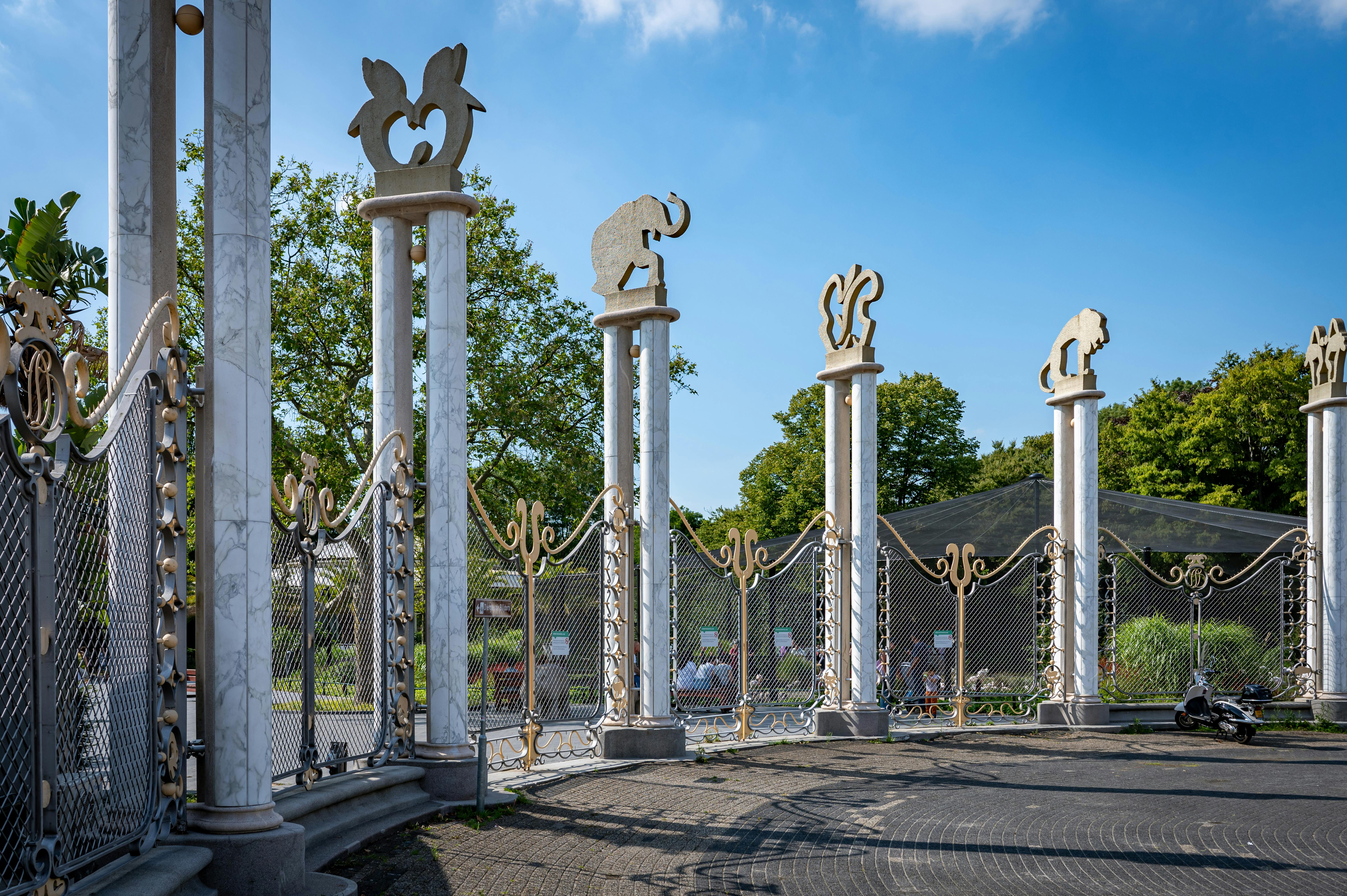Monumental entrance to Blijdorp Zoo