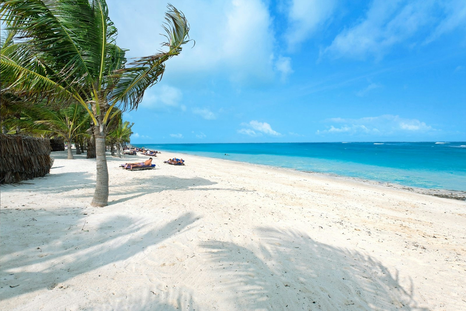 la spiaggia dalla sabbia bianchissima di Watamu